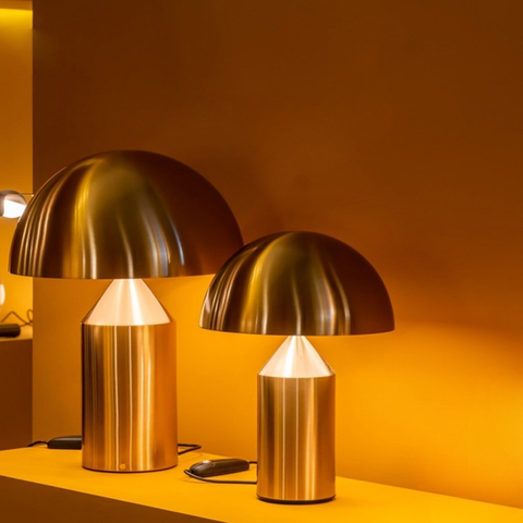 Metal mushroom table lamp