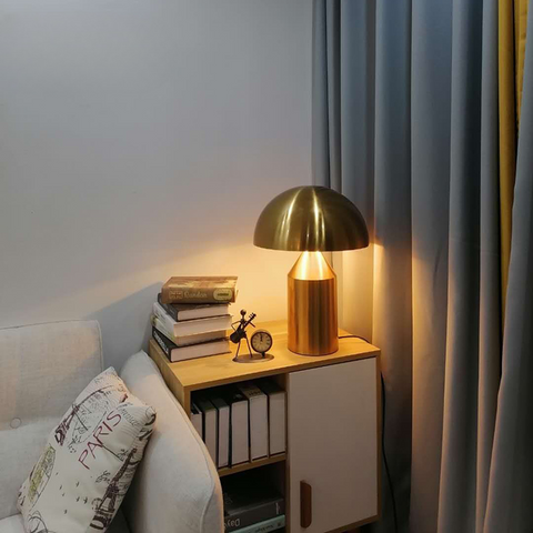Metal mushroom table lamp