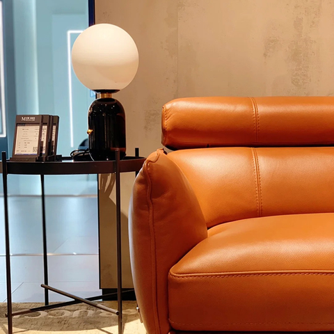 Glass ball table lamp