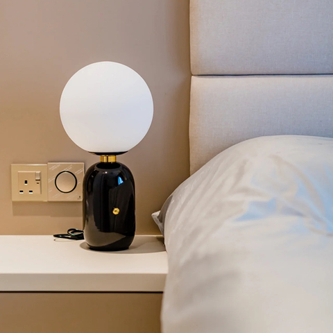 Glass ball table lamp