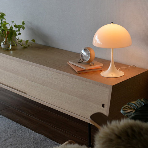 White mushroom table lamp