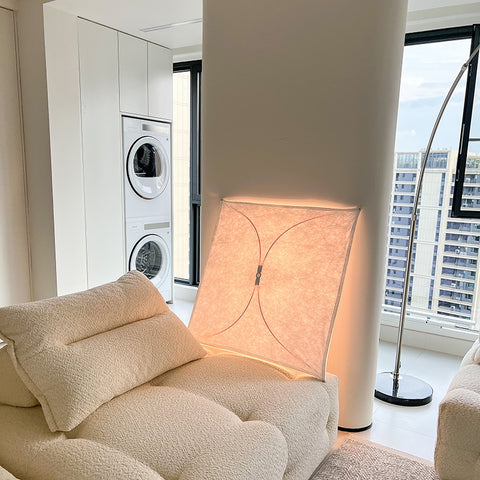 Kite Wall Lamp