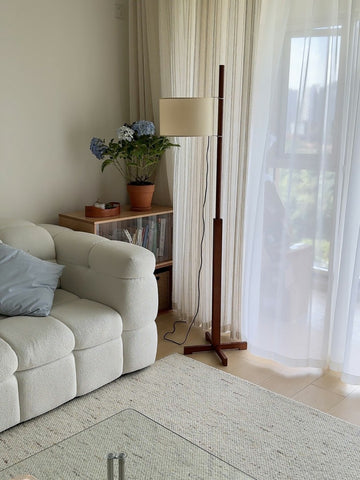 Adjustable Wooden Floor Lamp
